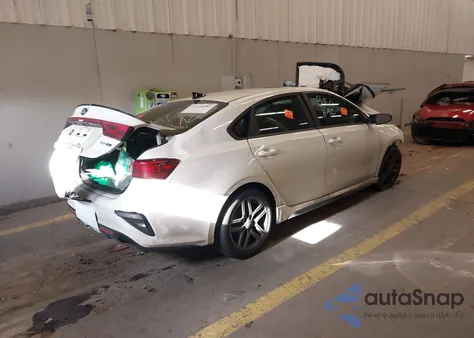 2021 Kia Forte Gt-Line z USA, uszkodzony, nr VIN 3KPF34AD1ME341222